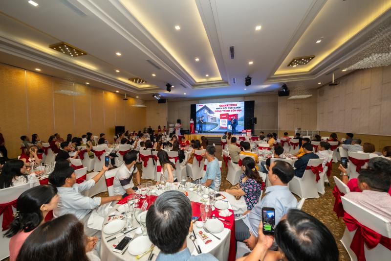 BÙNG NỔ CẢM XÚC VỚI CHUỖI SỰ KIỆN INSEE SEMINAR 2023 “NHÂN ĐÔI SỨC MẠNH – CÔNG TRÌNH BỀN ĐẸP”